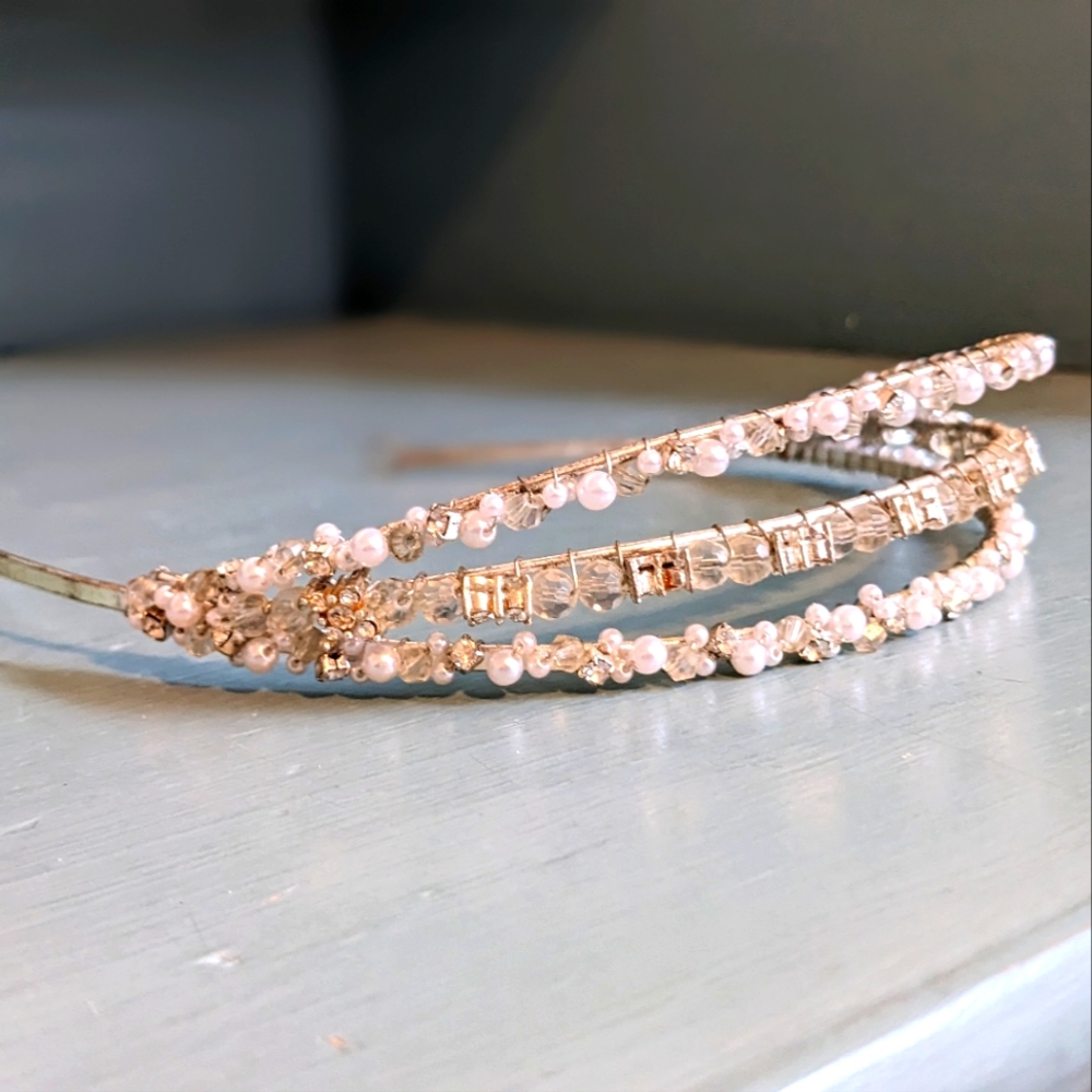 Wedding head piece